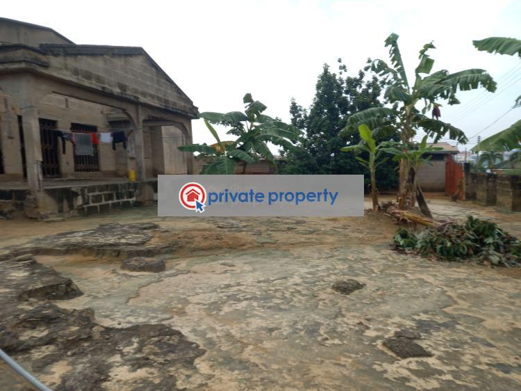 5 bedroom House For Sale &nbsp;meduma After Pankrono Anwiaa. Kumasi Metropolitan Ashanti - 7