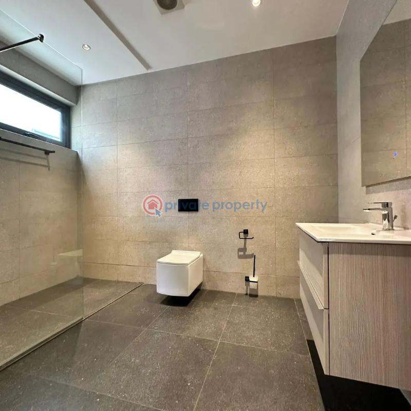 5 bedroom House For Sale Adjiriganor East Legon Accra - 14