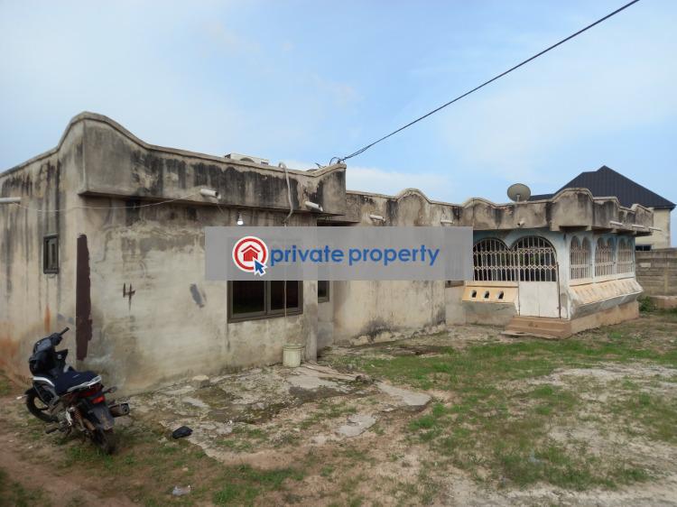 5 bedroom House For Sale &nbsp;kenyasi/ Buobai. Kumasi Metropolitan Ashanti - 1