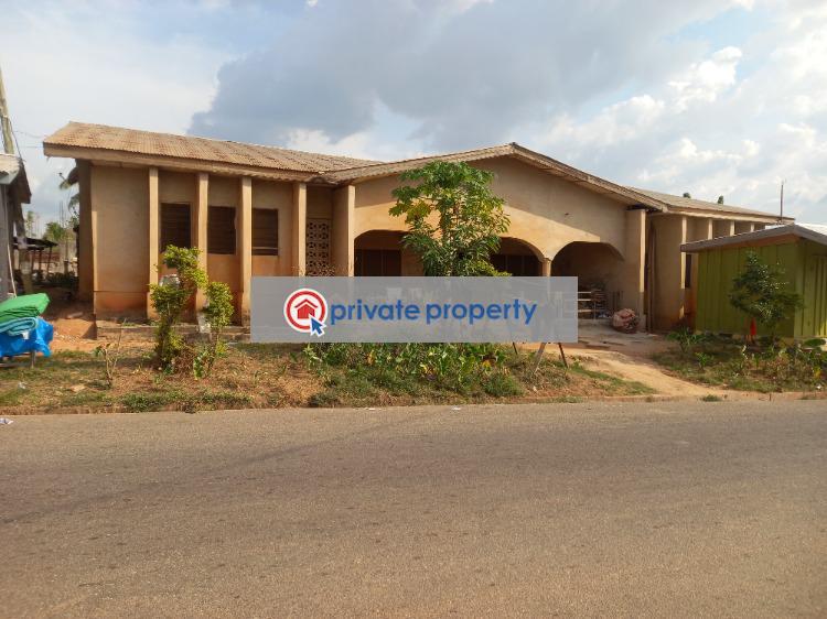5 bedroom House For Sale &nbsp;parkoso Near Asokore Mampong. Kumasi Metropolitan Ashanti - 1