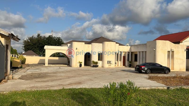 5 bedroom House For Sale Airport Hills Estate Tse Addo Accra - 1