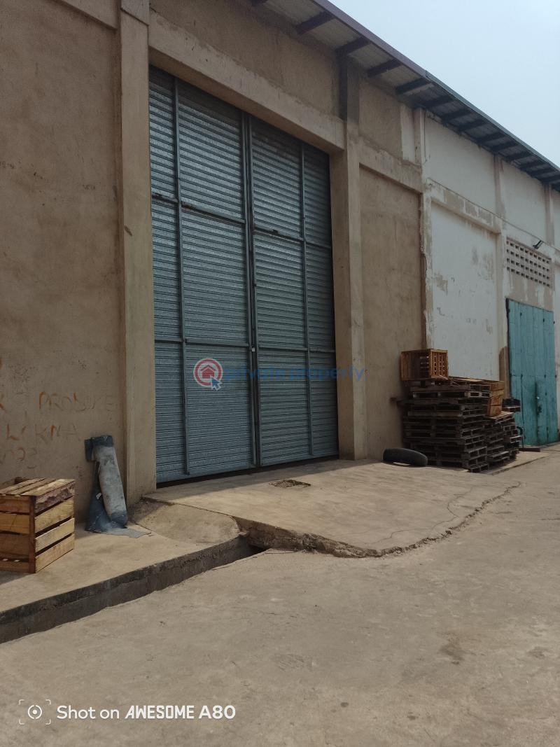 Warehouse For Rent Near Melcom Spintex Road Accra - 1