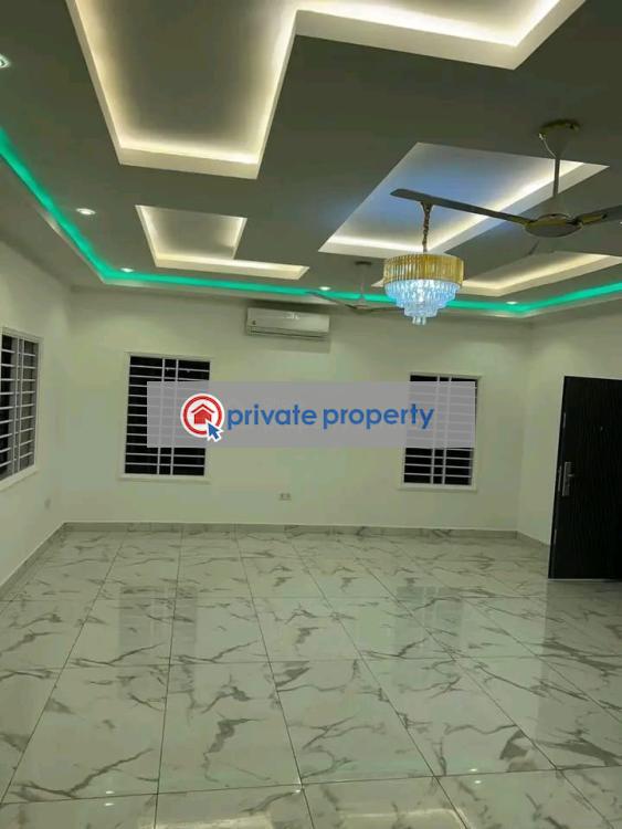 5 bedroom Townhouse For Sale Achimota Accra - 2