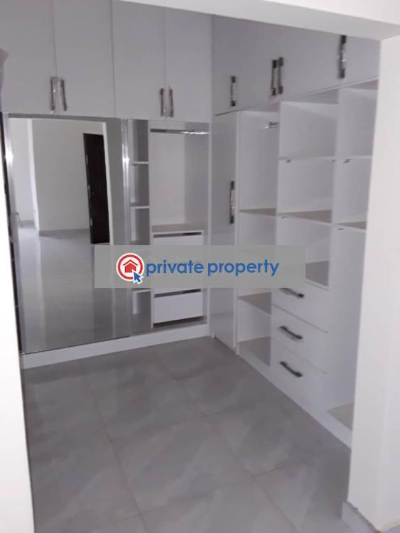 5 bedroom House For Sale &nbsp;10th Street 39 Ga West Municipal Accra - 1