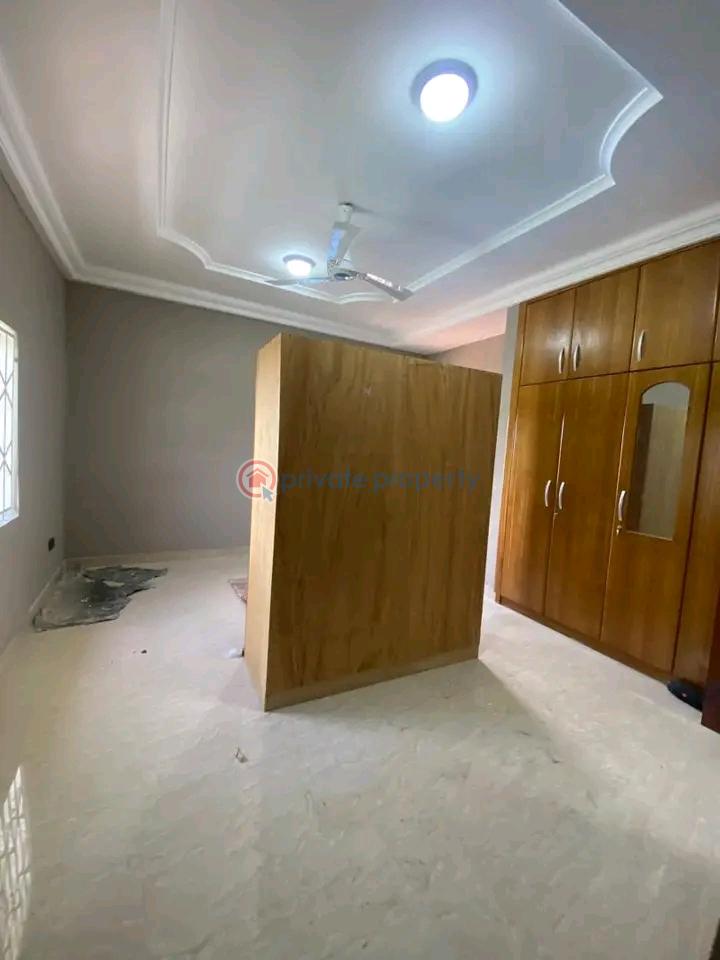 5 bedroom House For Rent Spintex Accra - 3