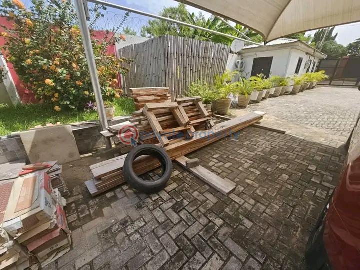 5 bedroom House For Sale Kanda Estate Accra - 7