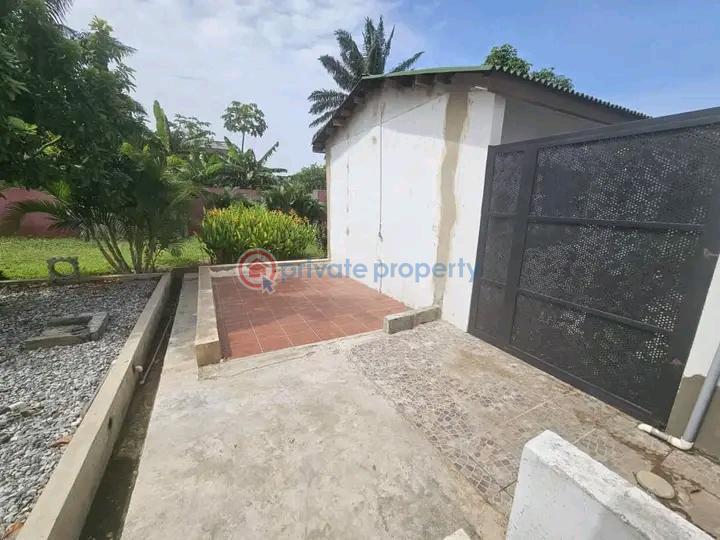 5 bedroom House For Sale Kanda Estate Accra - 1