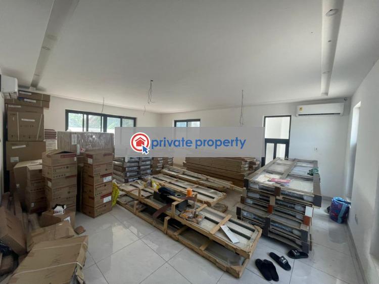 5 bedroom Townhouse For Sale &nbsp;west Airport Airport Residential Area Accra - 3