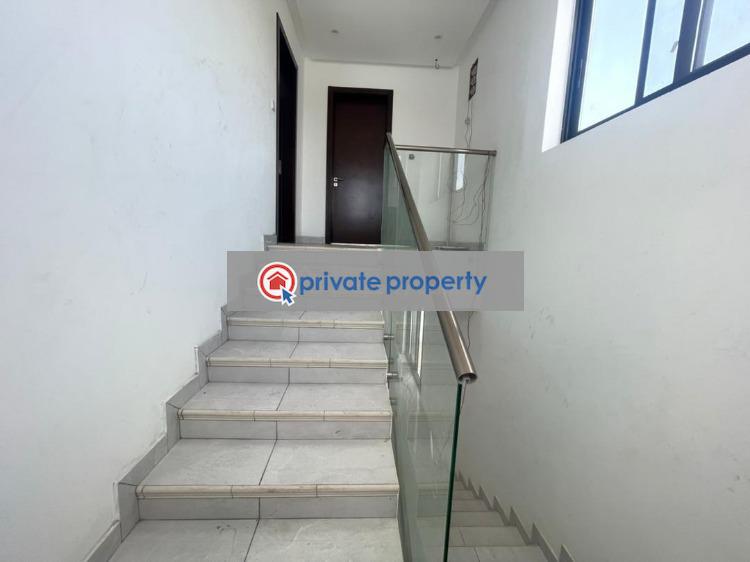 5 bedroom Townhouse For Sale &nbsp;west Airport Airport Residential Area Accra - 7