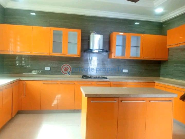 5 bedroom House For Rent Dzorwulu Accra - 5