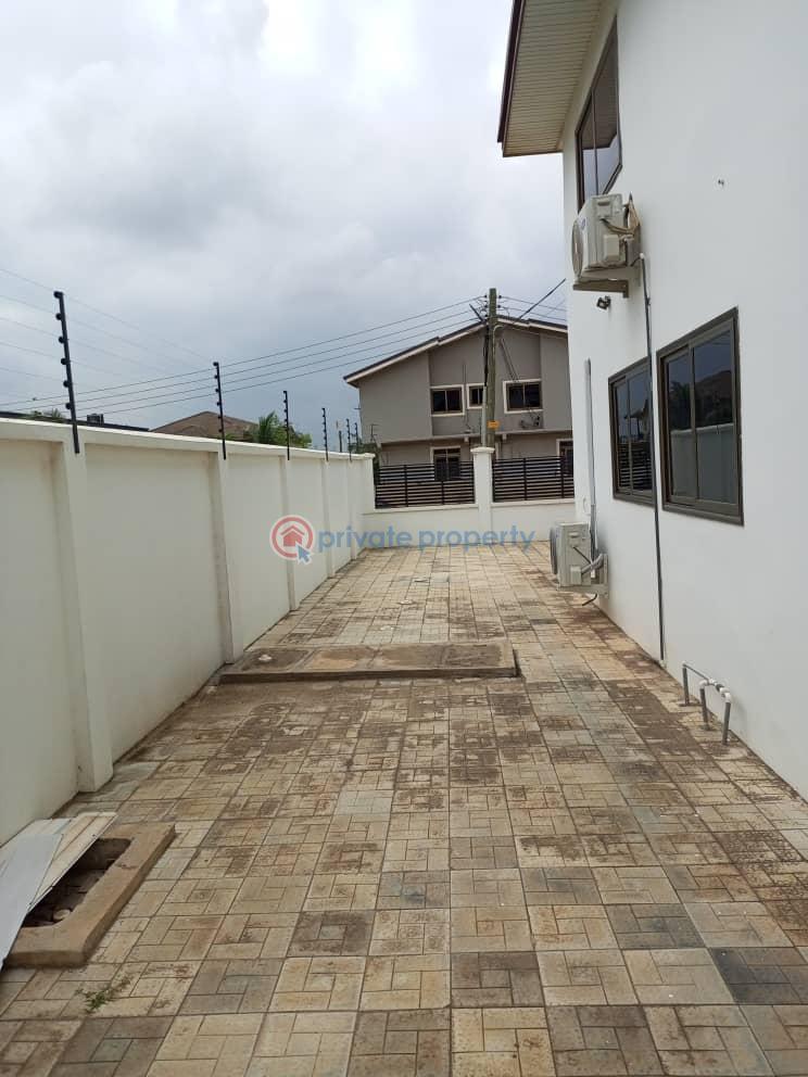 5 bedroom House For Rent Tema Accra - 29