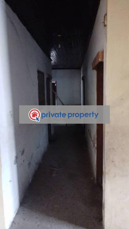 5 bedroom Detached Bungalow For Sale &nbsp;lapaz Nii Boye Town Accra Metropolitan  - 3