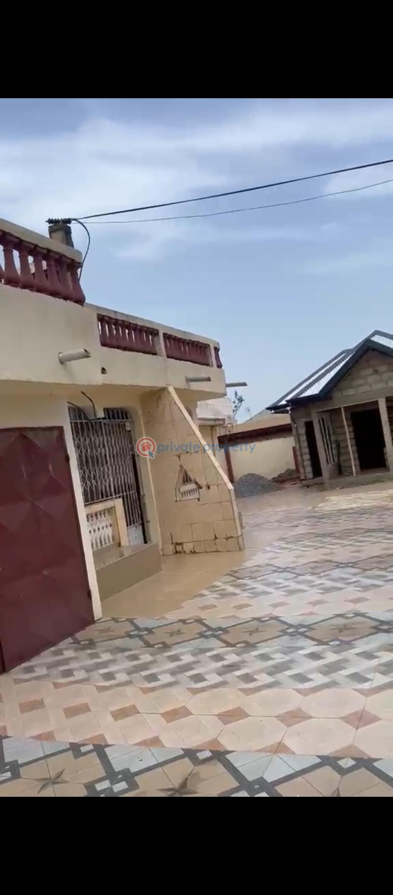 6 bedroom House For Sale New Market Road Kasoa Awutu-Senya East Central Region - 2