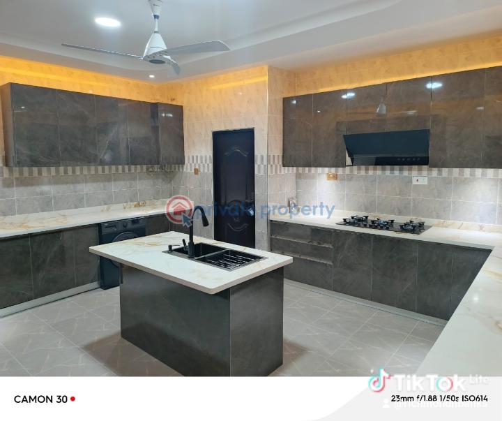 6 bedroom House For Sale Kristpo City Ga West Municipal Accra - 8