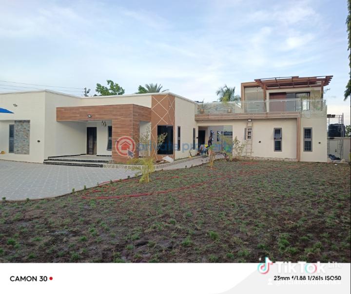 6 bedroom House For Sale Kristpo City Ga West Municipal Accra - 26