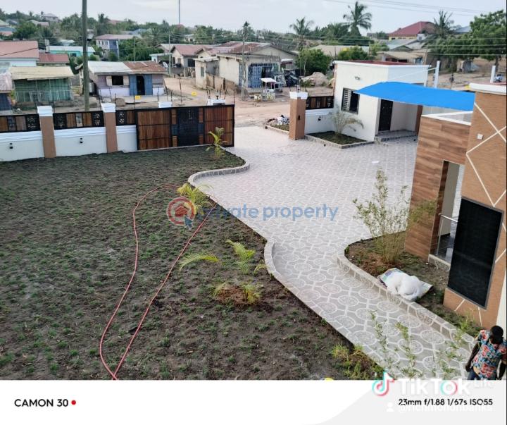 6 bedroom House For Sale Kristpo City Ga West Municipal Accra - 0