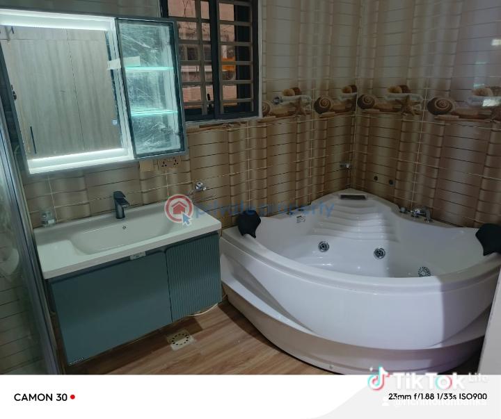 6 bedroom House For Sale Kristpo City Ga West Municipal Accra - 9