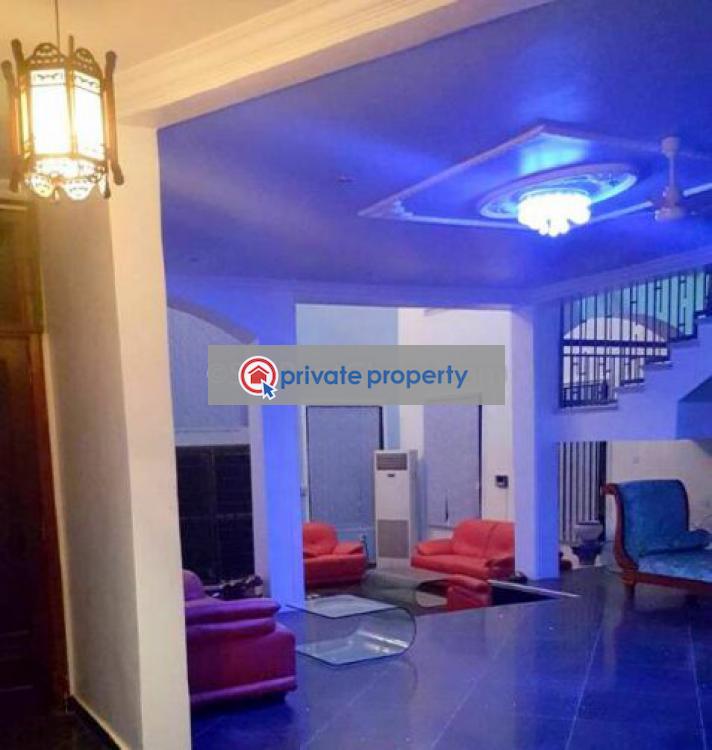 6 bedroom House For Sale Kumasi Metropolitan Ashanti - 1