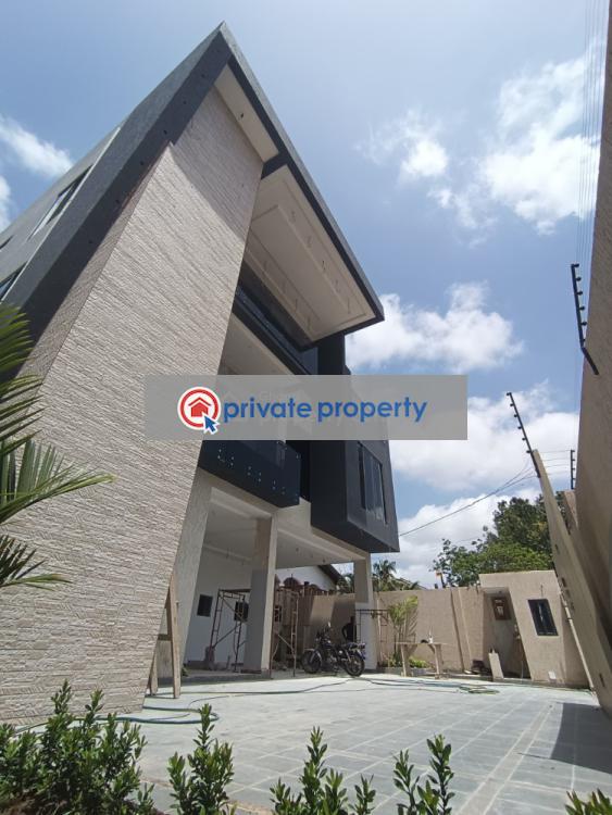 6 bedroom Detached Duplex For Sale East Legon Accra - 16