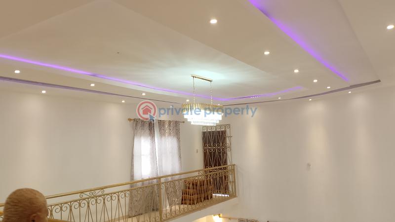 6 bedroom House For Sale Pillar 2,ohene Down. Pillar 2 Ga East Municipal Accra - 5