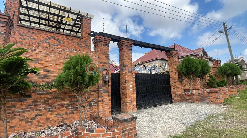 6 bedroom House For Sale Pokuase Accra Metropolitan  - 2