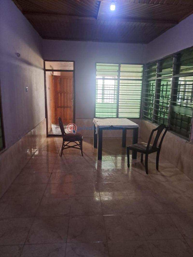 6 bedroom House For Sale Around Assemblies Of God ( House Of Love) Lashibi Accra - 2