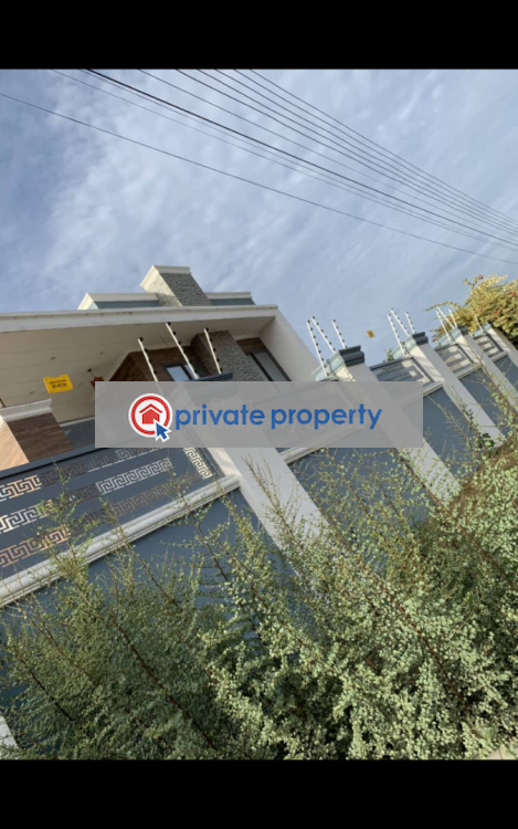 6 bedroom House For Sale &nbsp;estate Junction Nungua East Accra - 9