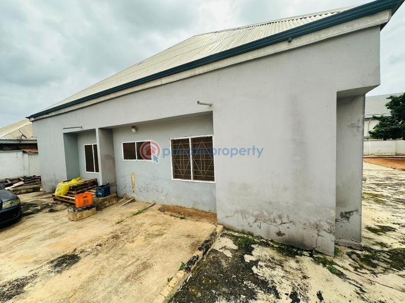 6 bedroom House For Sale Gyinyase Kumasi Metropolitan Ashanti - 4