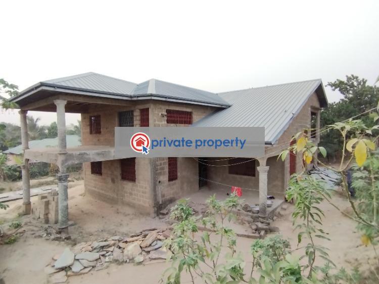 6 bedroom Apartment For Sale &nbsp;ak/26, Junction 4 Adweso New-Juaben Municipal Eastern Region - 6