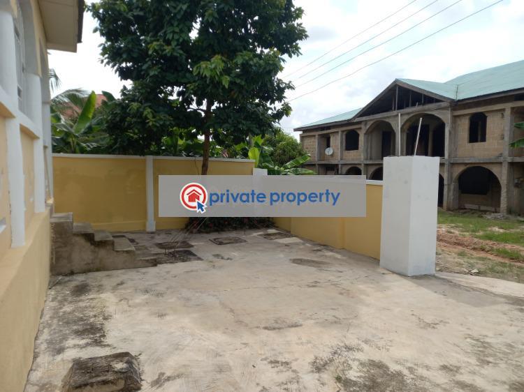6 bedroom House For Sale &nbsp;buobai Near Asokore Mampong. Kumasi Metropolitan Ashanti - 6