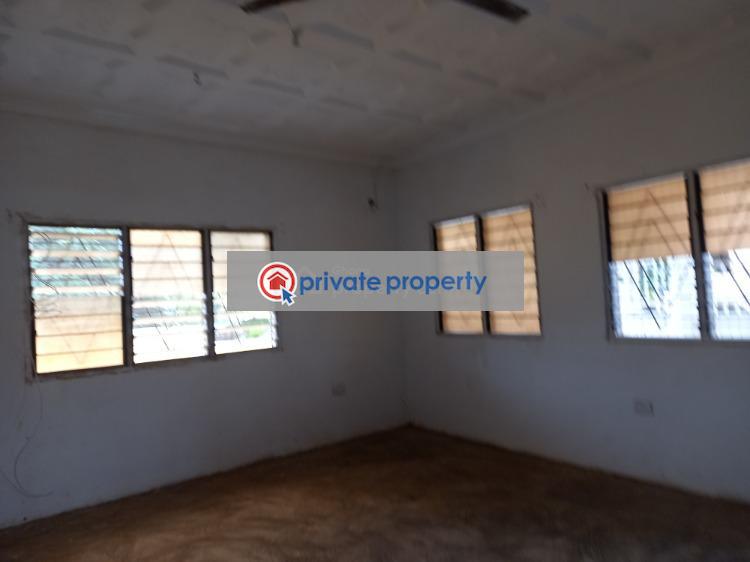 6 bedroom House For Sale &nbsp;buobai Near Asokore Mampong. Kumasi Metropolitan Ashanti - 9