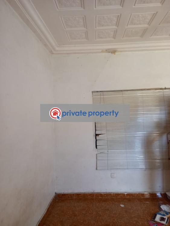 6 bedroom House For Sale &nbsp;buobai Near Asokore Mampong. Kumasi Metropolitan Ashanti - 10