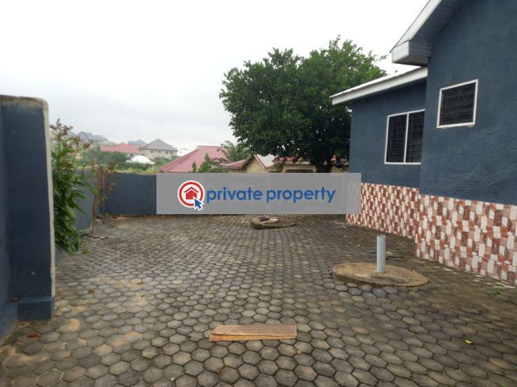 6 bedroom House For Sale &nbsp;meduma New Site. Kumasi Metropolitan Ashanti - 12