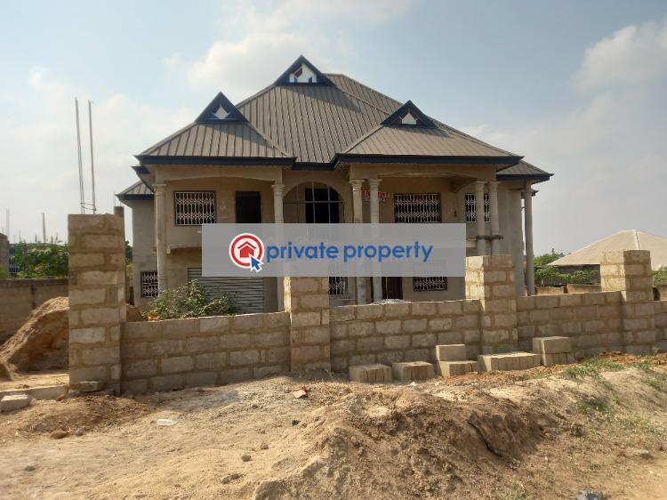 6 bedroom House For Sale &nbsp;dumanafo Mampongteng. Kumasi Metropolitan Ashanti - 8
