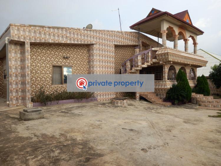 6 bedroom House For Sale &nbsp;kenyasi Abrem. Kumasi Metropolitan Ashanti - 1