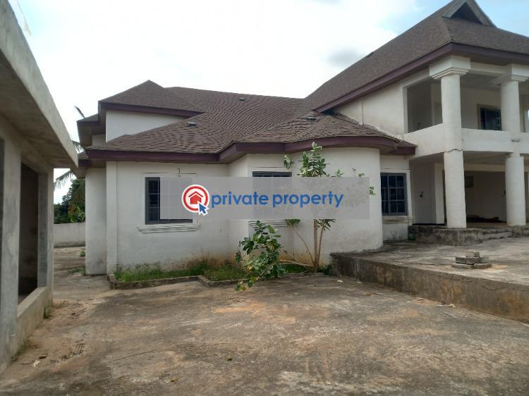 6 bedroom House For Sale &nbsp;near Sofoline. Kumasi Metropolitan Ashanti - 2