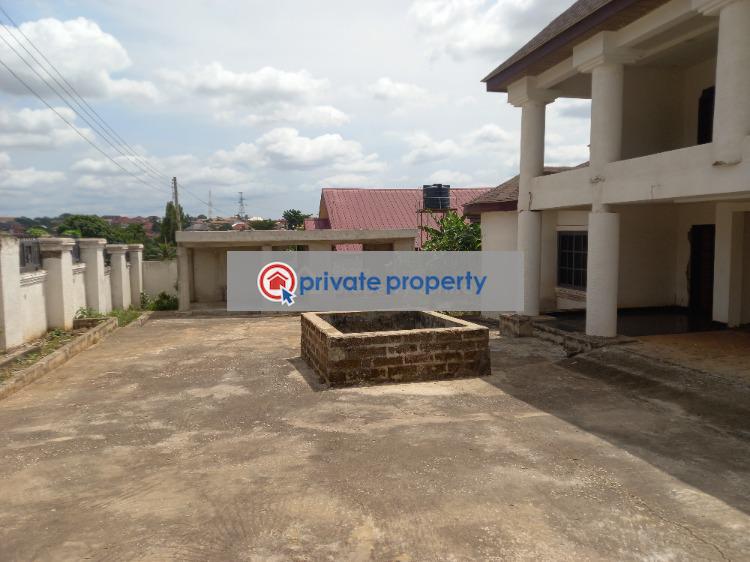 6 bedroom House For Sale &nbsp;kokoso Near Sofoline. Kumasi Metropolitan Ashanti - 8