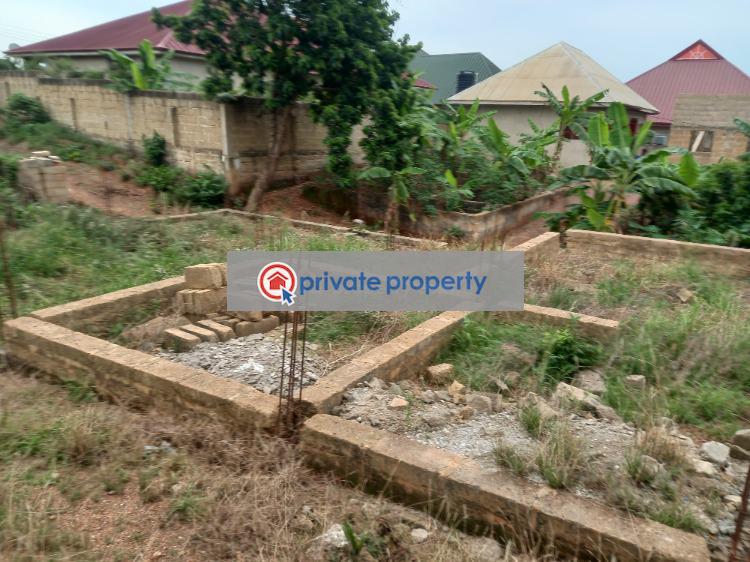 6 bedroom House For Sale &nbsp;brofoyedru ( Afratia) O Santasi Road. Kumasi Metropolitan Ashanti - 12