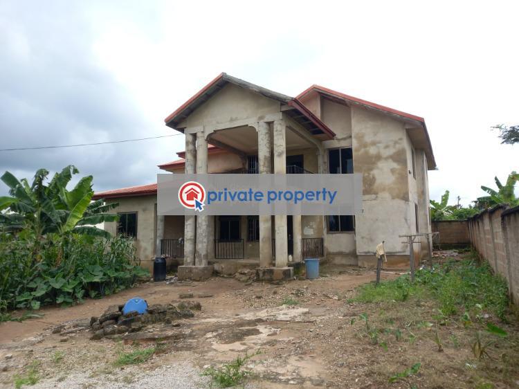 6 bedroom House For Sale &nbsp;akropong On Abuakwa Road. Kumasi Metropolitan Ashanti - 1
