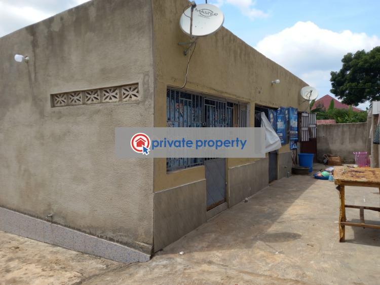 6 bedroom House For Sale &nbsp;adubinsu Atimatim Road. Kumasi Metropolitan Ashanti - 3