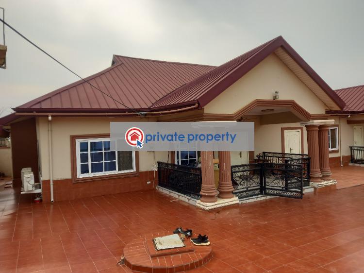 6 bedroom House For Sale &nbsp;atimatim Maase, Near Meduma Pankrono. Kumasi Metropolitan Ashanti - 4