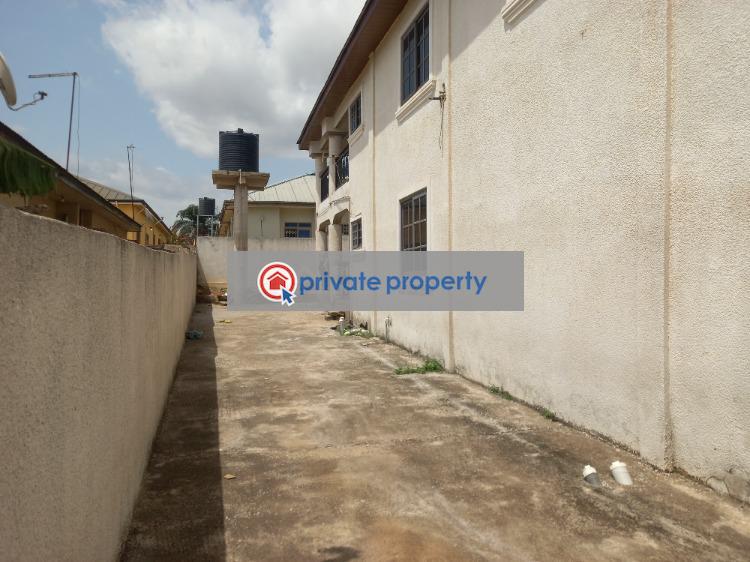 6 bedroom House For Sale &nbsp;near Sofoline. Kumasi Metropolitan Ashanti - 11