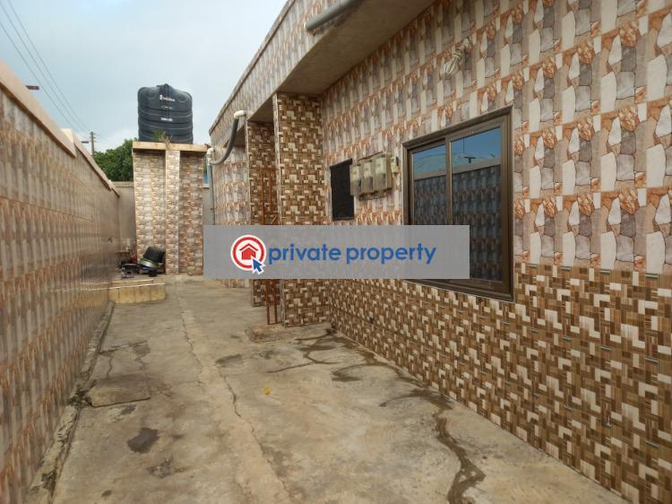 6 bedroom House For Sale &nbsp;kenyasi Abrem. Kumasi Metropolitan Ashanti - 5