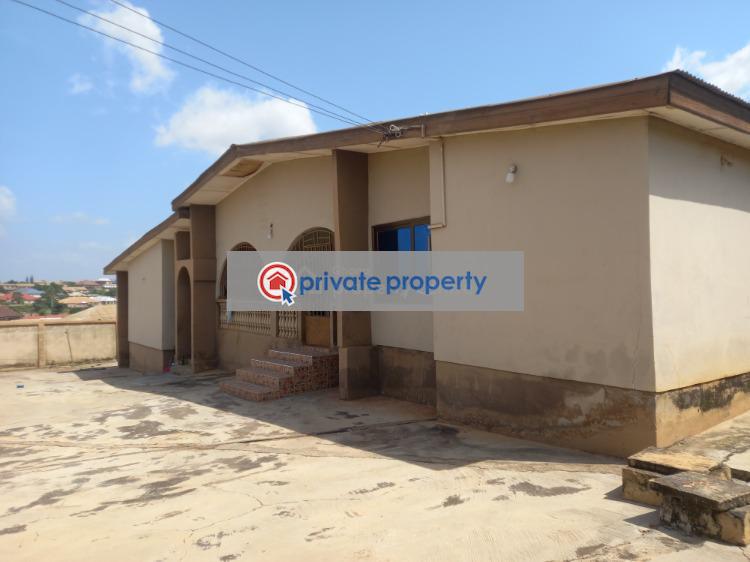 6 bedroom House For Sale &nbsp;meduma After Tafo Pankrono. Kumasi Metropolitan Ashanti - 7