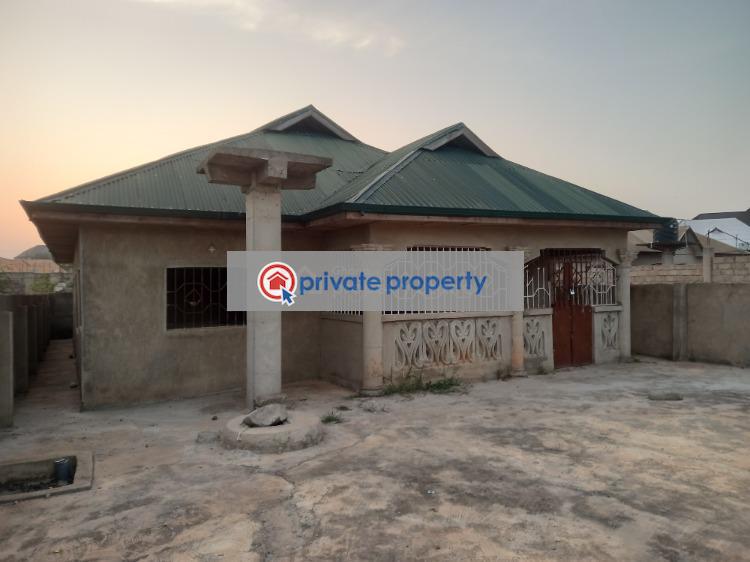 6 bedroom House For Sale &nbsp;kenyasi Abrem. Kumasi Metropolitan Ashanti - 1