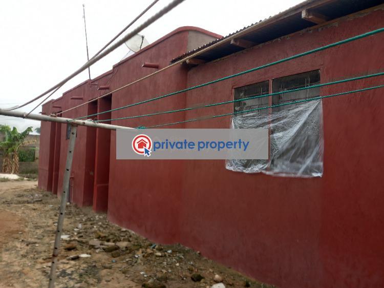 6 bedroom House For Sale &nbsp;esereso Near Atonsu. Kumasi Metropolitan Ashanti - 5
