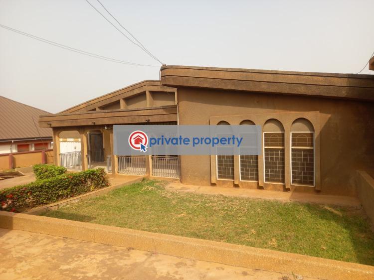 6 bedroom House For Sale &nbsp;kronum Kumasi Metropolitan Ashanti - 4