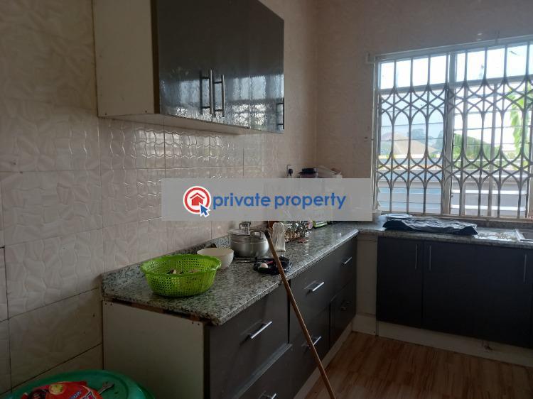 6 bedroom House For Sale &nbsp;ahenema Kokoben Near Santasi. Kumasi Metropolitan Ashanti - 11