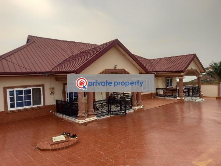 6 bedroom House For Sale &nbsp;atimatim Maase, Near Meduma Pankrono. Kumasi Metropolitan Ashanti - 7