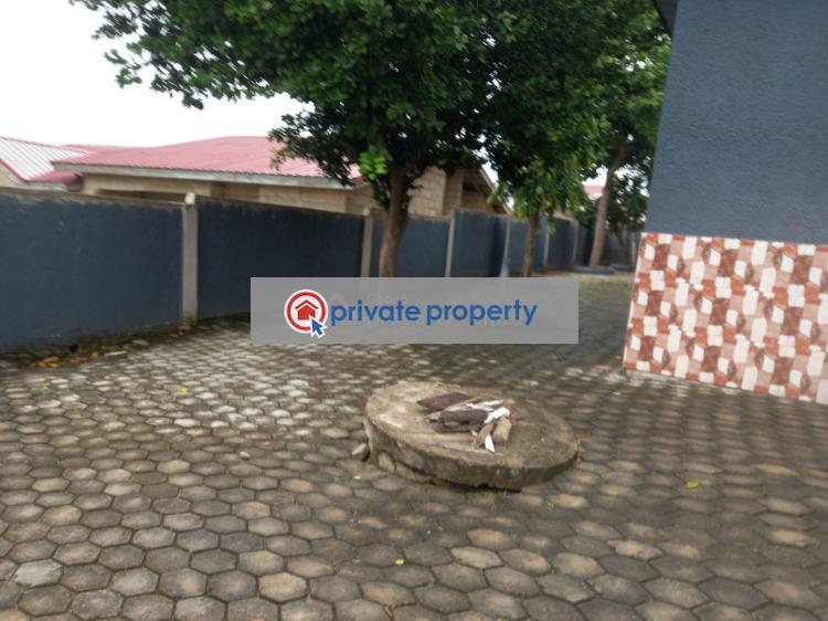 6 bedroom House For Sale &nbsp;meduma New Site. Kumasi Metropolitan Ashanti - 11
